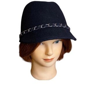 Rw&co Black Wool Cloche Hat with Black & Silver Chain Belt One Size